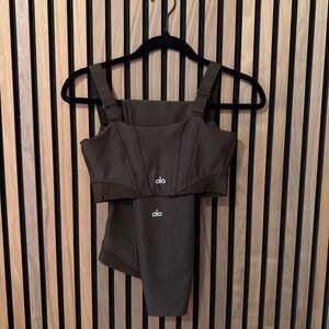 *SOLD* Alo Espresso Brown Corset sports top and leggings set size S